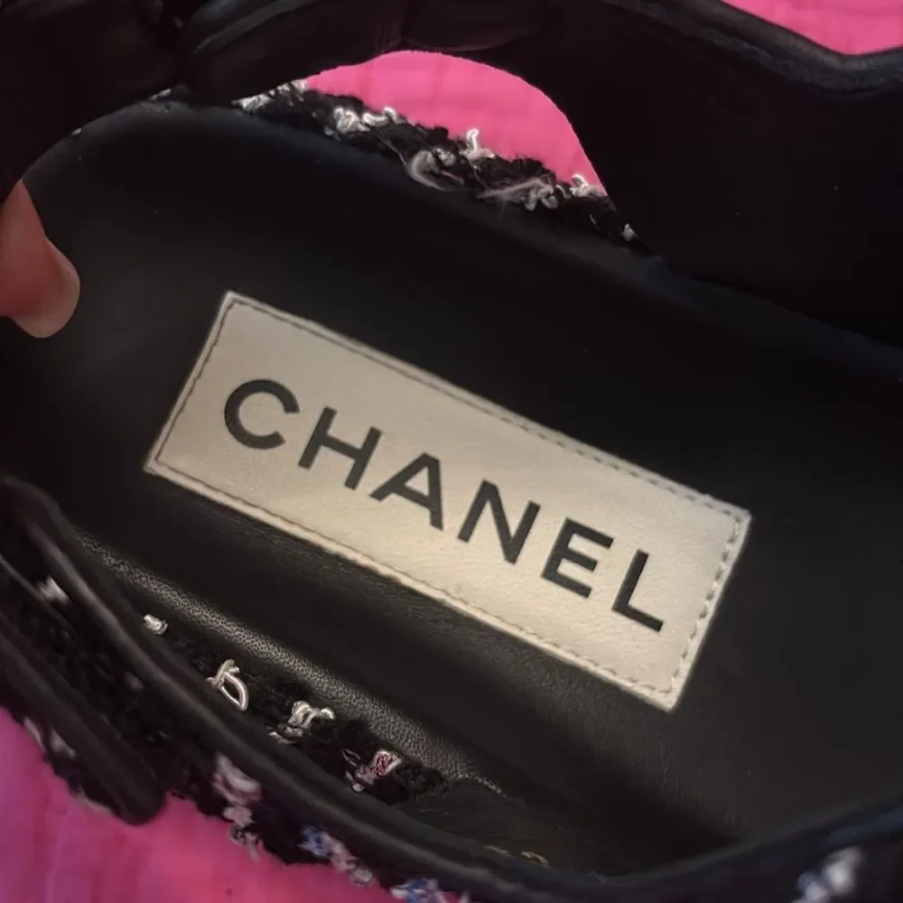 CHANEL CC tweed dad sandals, US 9 - Picture 11 of 15